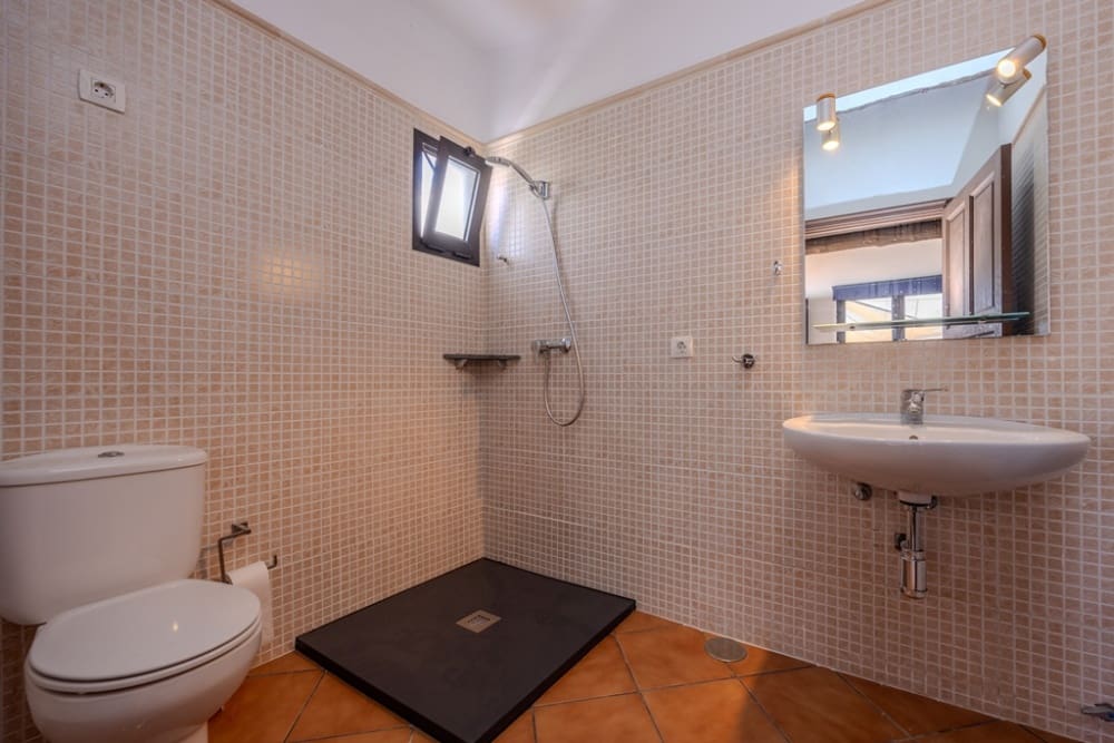 8 sypialnia Willa na sprzedaż w Guime z basenem - 843 000 € (Ref: 9458525)