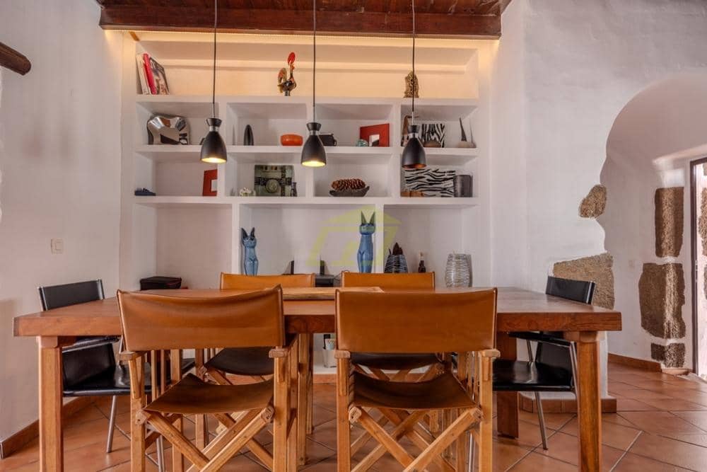 8 sypialnia Willa na sprzedaż w Guime z basenem - 843 000 € (Ref: 9458525)