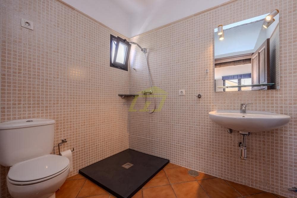 8 sypialnia Willa na sprzedaż w Guime z basenem - 843 000 € (Ref: 9458525)