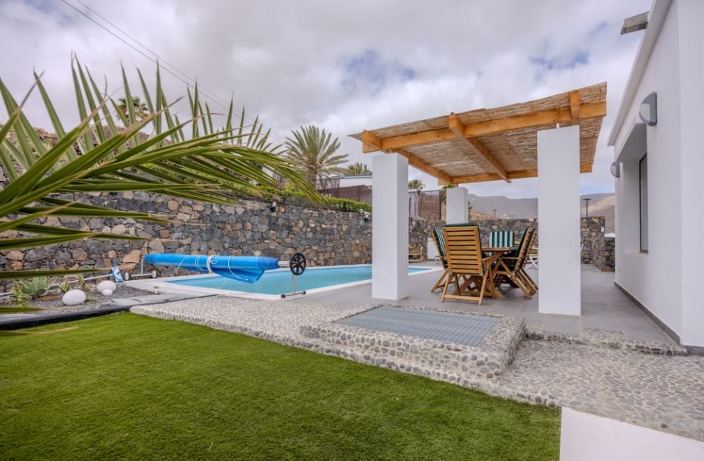 3 sovrum Villa till salu i Tabayesco med pool - 650 000 € (Ref: 9458526)