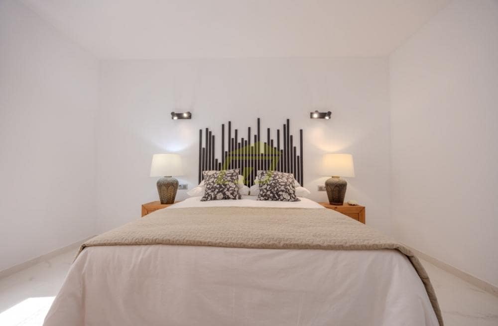 3 slaapkamer Villa te koop in Tabayesco met zwembad - € 650.000 (Ref: 9458526)