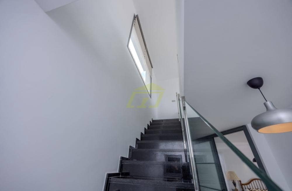 3 slaapkamer Villa te koop in Tabayesco met zwembad - € 650.000 (Ref: 9458526)