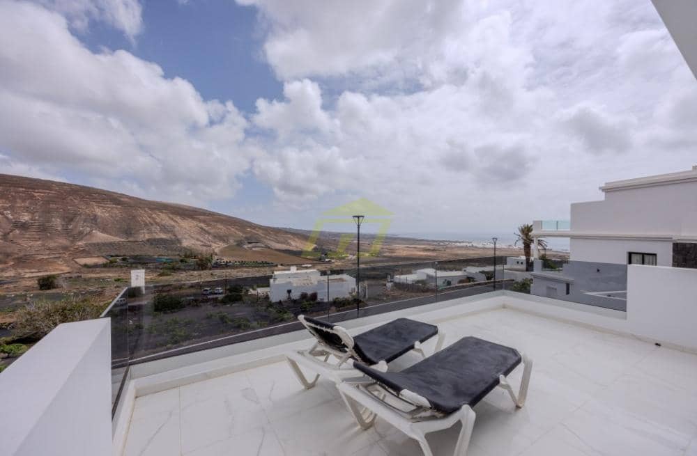 3 slaapkamer Villa te koop in Tabayesco met zwembad - € 650.000 (Ref: 9458526)