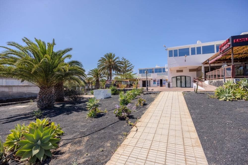 Local Commercial à vendre à Puerto del Carmen - 195 000 € (Ref: 9458527)