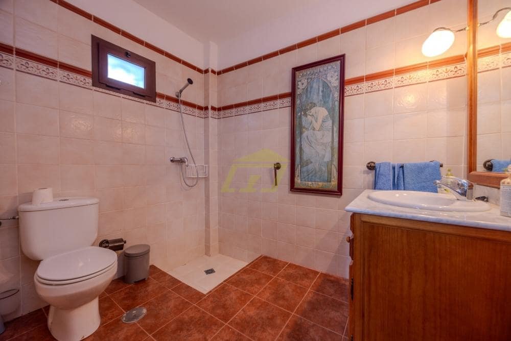 Huvila myytävänä paikassa Macher - 650 000 € (Ref: 9458530)