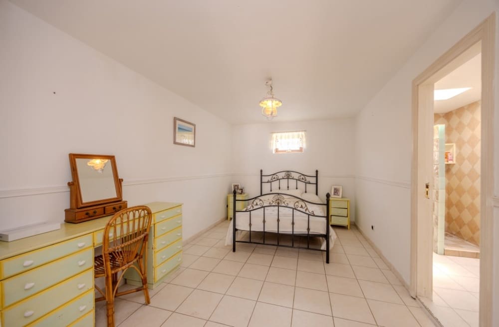 Chalet de 3 habitaciones en Los Mojones en venta con piscina - 785.000 € (Ref: 9458531)