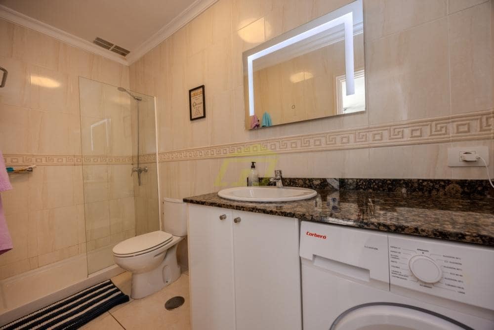 1 chambre Appartement à vendre à Puerto del Carmen avec piscine - 229 000 € (Ref: 9461031)