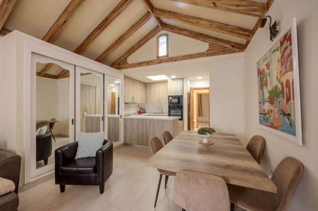 1 bedroom Apartment for sale in Costa Teguise, Teguise with pool - € 195,000 (Ref: 9465133)