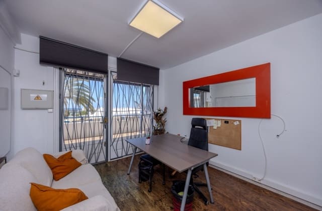 Gewerbe zu verkaufen in Costa Teguise, Teguise - 340.000 € (Ref: 9468077)