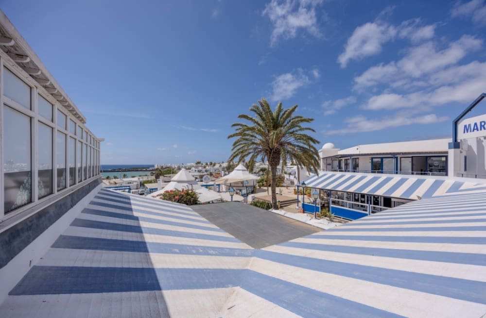 Commercieel te koop in Costa Teguise - € 340.000 (Ref: 9468077)