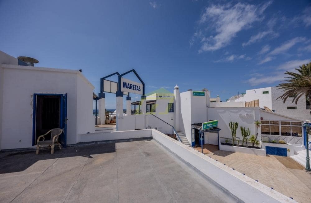 Local Comercial en Costa Teguise en venta - 340.000 € (Ref: 9468077)