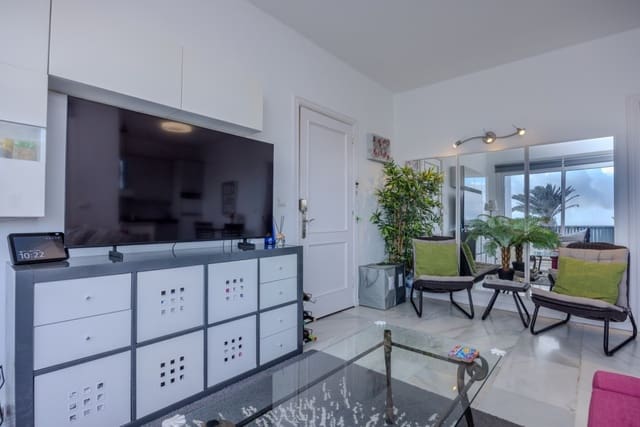 1 quarto Apartamento para venda em Costa Teguise, Teguise com piscina - 260 000 € (Ref: 9471998)