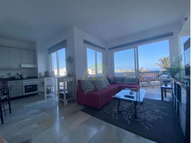 Apartamento de 1 habitación en Costa Teguise, Teguise en venta con piscina - 260.000 € (Ref: 9471998)