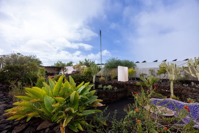 Apartamento de 2 habitaciones en Puerto del Carmen, Tías en venta - 280.000 € (Ref: 9473738)