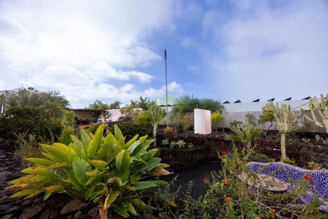 2 soverom Leilighet til salgs i Puerto del Carmen, Tías - € 280 000 (Ref: 9473738)