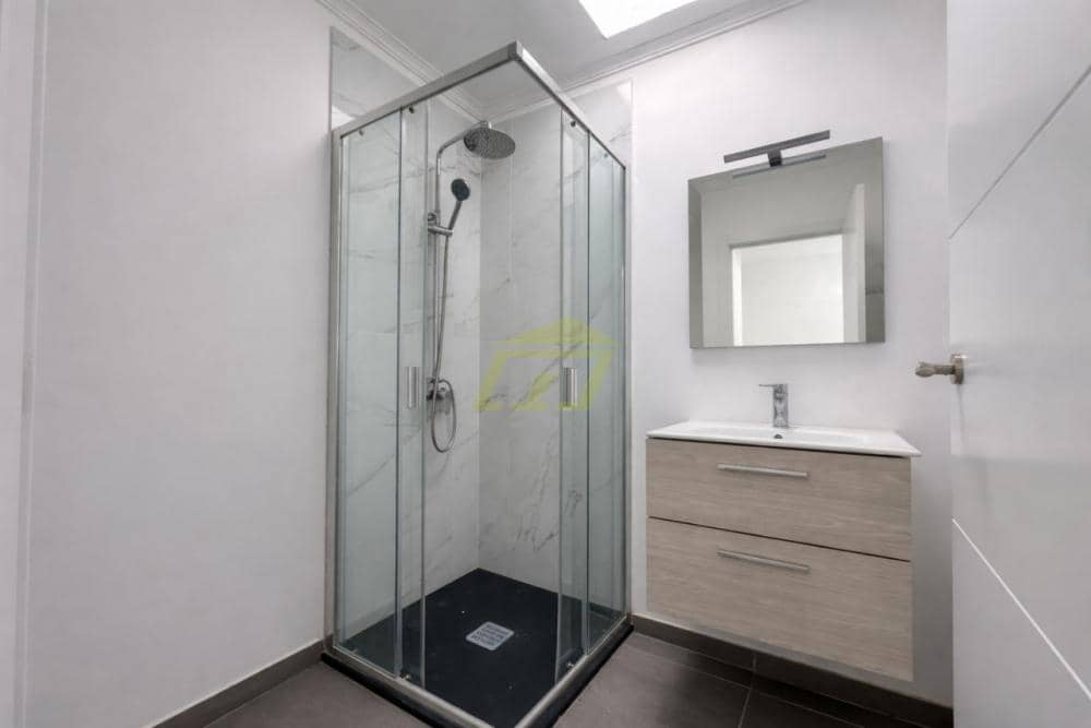 3 quarto Moradia para venda em Puerto del Carmen - 410 000 € (Ref: 9474722)