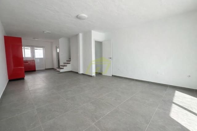 3 quarto Moradia para venda em Puerto del Carmen, Tías - 410 000 € (Ref: 9474722)