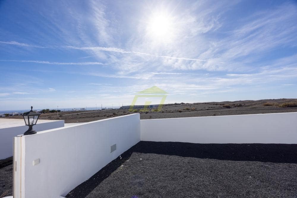 Chalet de 6 habitaciones en Guime en venta - 795.000 € (Ref: 9474723)