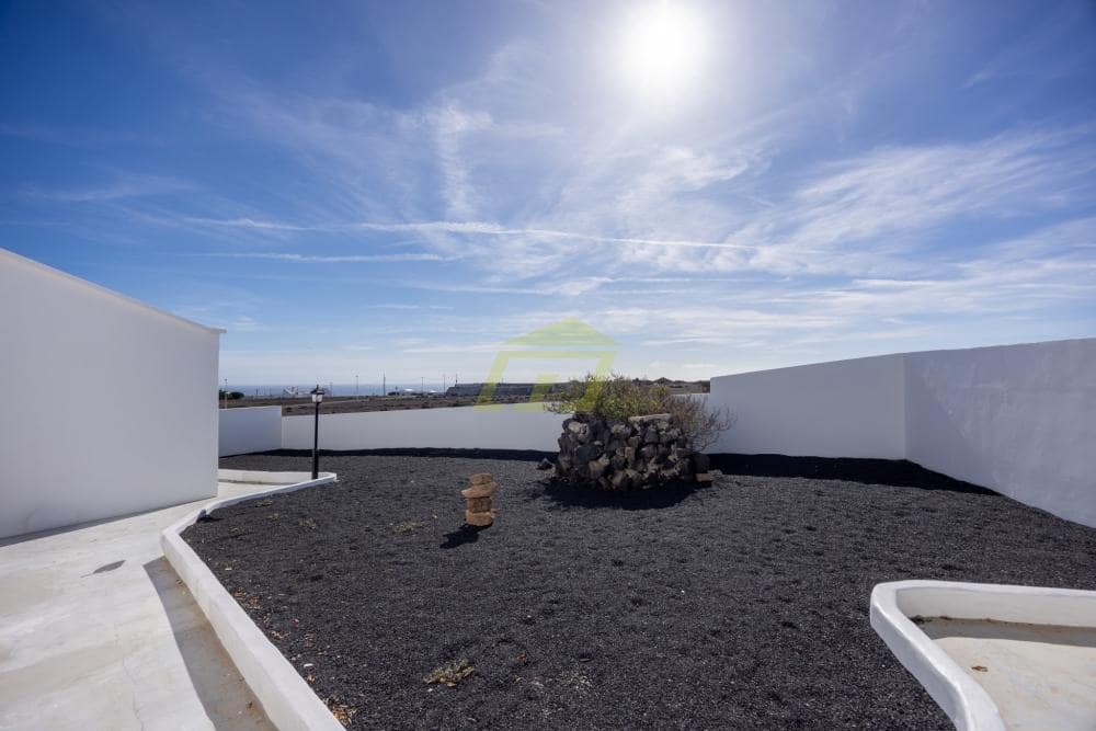 Chalet de 6 habitaciones en Guime en venta - 795.000 € (Ref: 9474723)