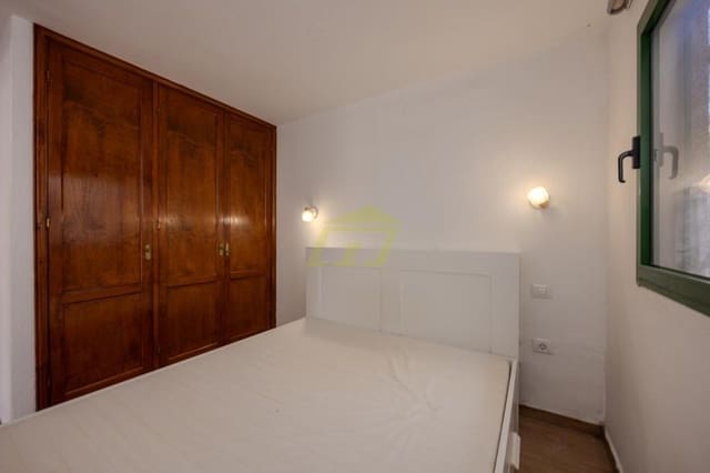 Apartamento de 1 habitación en Puerto del Carmen, Tías en venta con piscina - 205.000 € (Ref: 9480913)