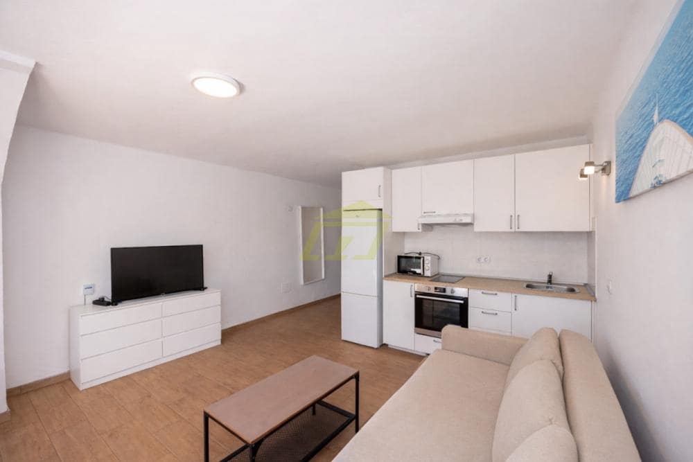 1 bedroom Apartment for sale in Matagorda with pool - € 200,000 (Ref: 9480913)