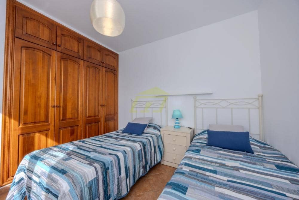 2 bedroom Apartment for sale in Arrecife - € 380,000 (Ref: 9480914)