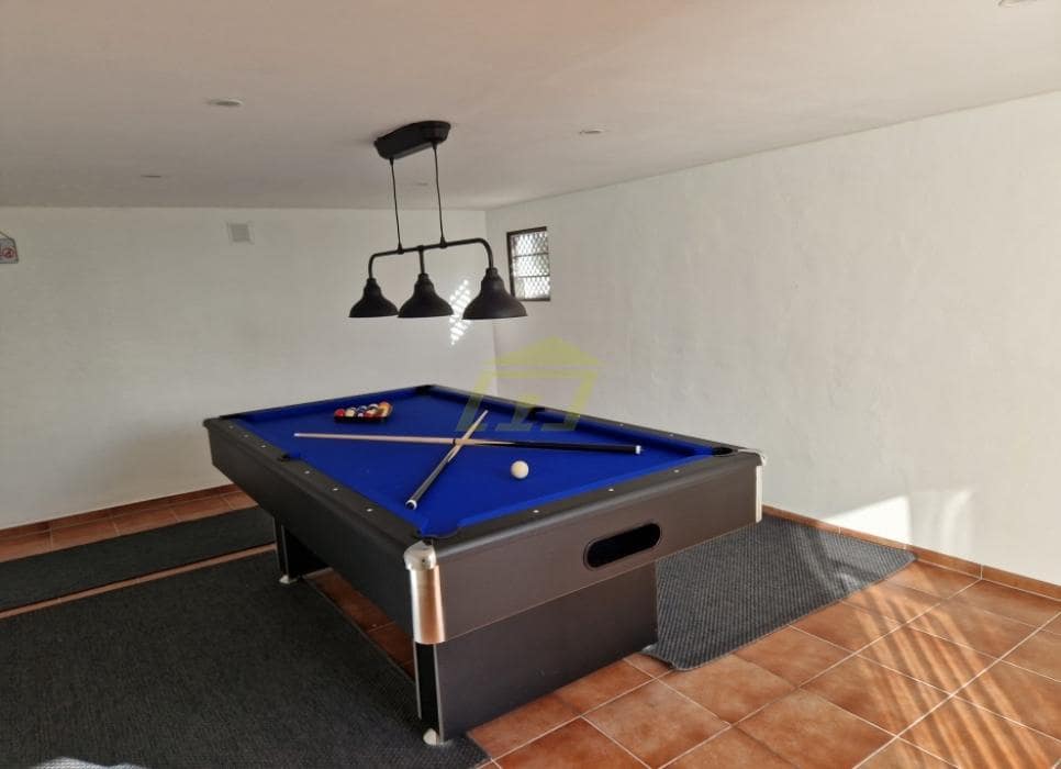 3 bedroom Villa for sale in Nazaret with pool - € 595,000 (Ref: 9483415)