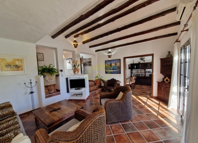 3 soveværelse Villa til salg i Nazaret, Teguise med swimmingpool - € 595.000 (Ref: 9483415)