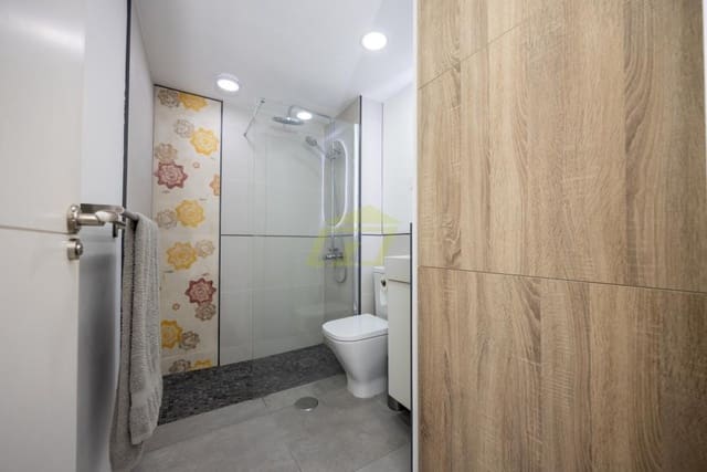 1 makuuhuone Huoneisto myytävänä paikassa Puerto del Carmen, Tías mukana uima-altaan - 230 000 € (Ref: 9491054)