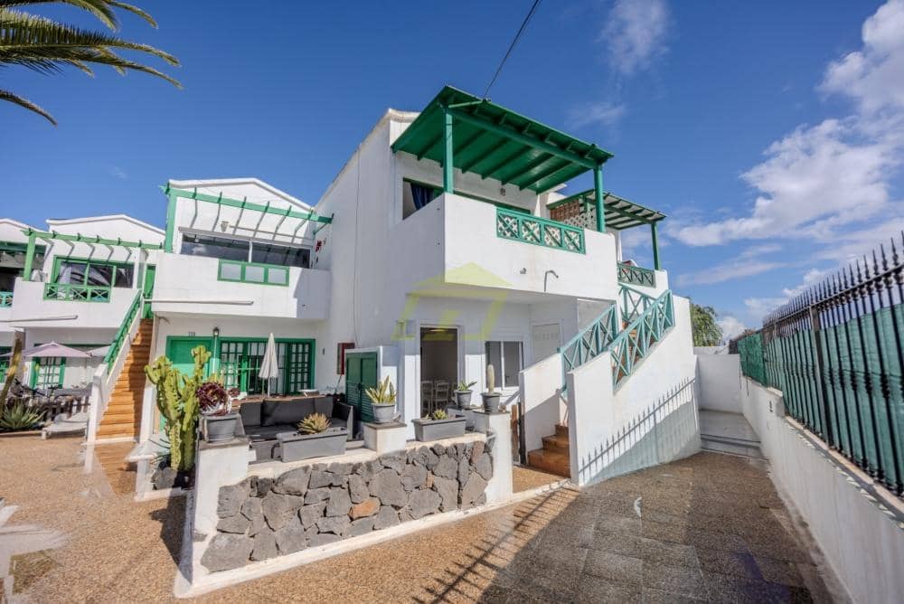 1 bedroom Apartment for sale in Puerto del Carmen with pool - € 230,000 (Ref: 9491054)