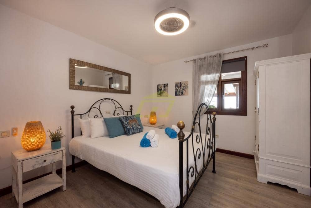 12 bedroom Villa for sale in Macher with pool - € 1,800,000 (Ref: 9494246)