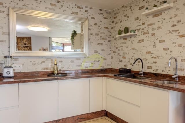 12 makuuhuone Huvila myytävänä paikassa Macher, Tías mukana uima-altaan - 1 800 000 € (Ref: 9494246)