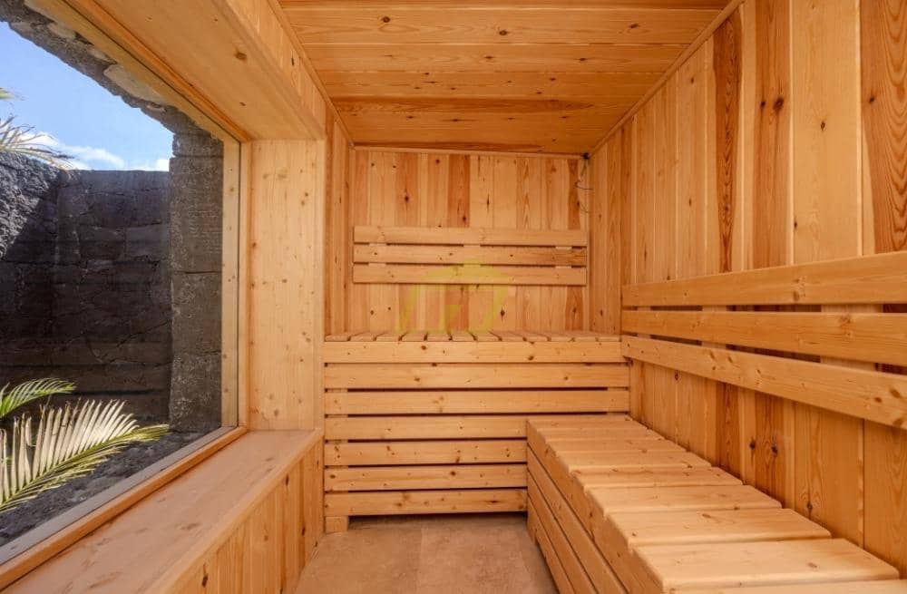 6 bedroom Villa for sale in Tahiche with pool - € 2,100,000 (Ref: 9503792)