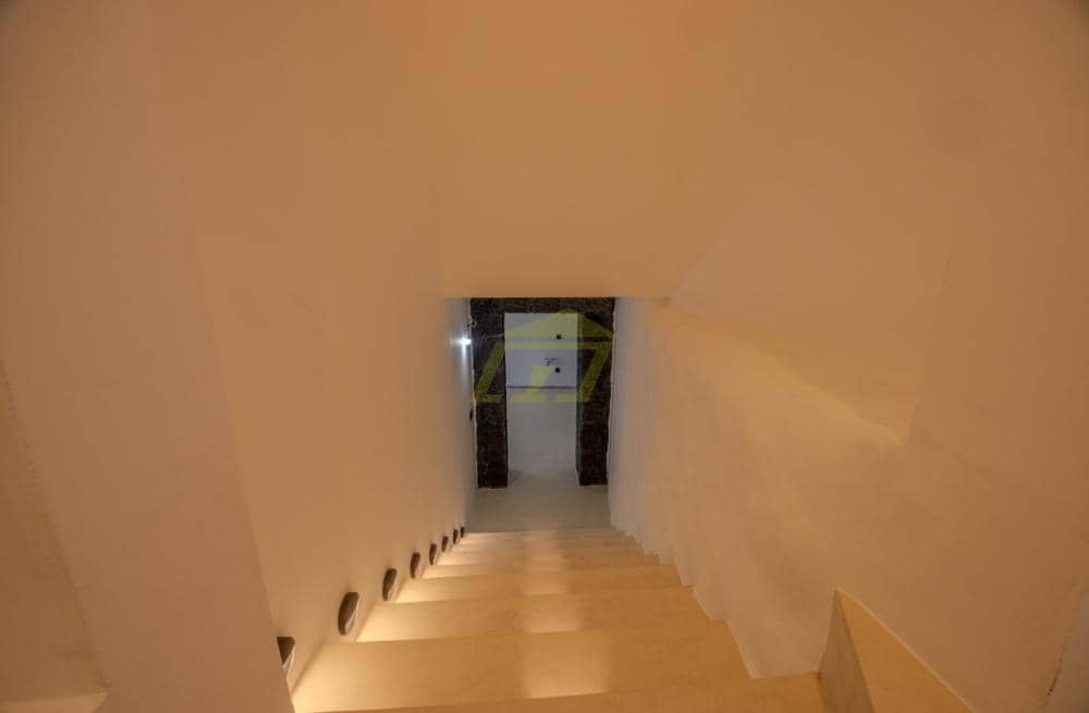 6 bedroom Villa for sale in Tahiche with pool - € 2,100,000 (Ref: 9503792)