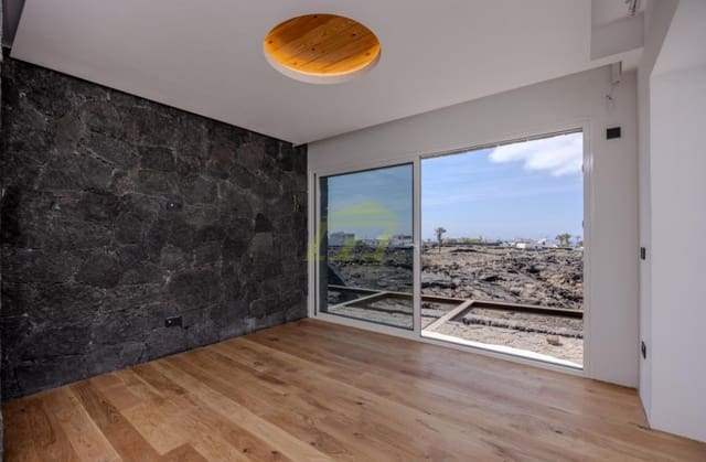 6 Zimmer Villa zu verkaufen in Tahiche, Teguise mit Pool - 2.100.000 € (Ref: 9503792)