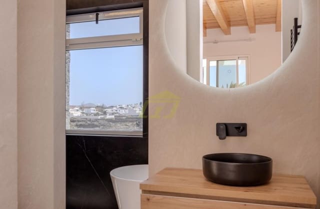 Chalet de 6 habitaciones en Tahiche, Teguise en venta con piscina - 2.100.000 € (Ref: 9503792)