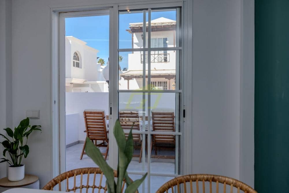 4 soveværelse Villa til salg i Puerto del Carmen - € 565.000 (Ref: 9503793)