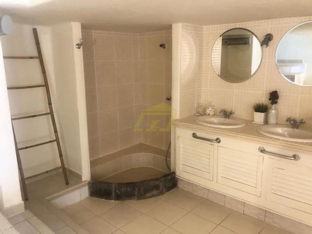 4 camera da letto Villa in vendita in Nazaret, Teguise con piscina - 750.000 € (Rif: 9503794)