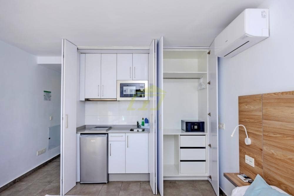 1 sypialnia Studio na sprzedaż w Puerto del Carmen z basenem - 155 000 € (Ref: 9503795)