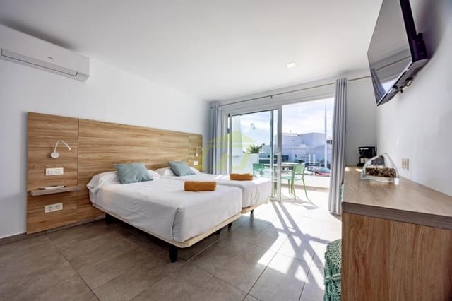 1 sypialnia Studio na sprzedaż w Puerto del Carmen, Tías z basenem - 155 000 € (Ref: 9503795)