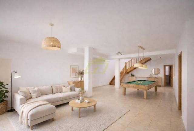 4 camera da letto Villa in vendita in Playa Blanca, Yaiza con piscina - 599.000 € (Rif: 9503797)