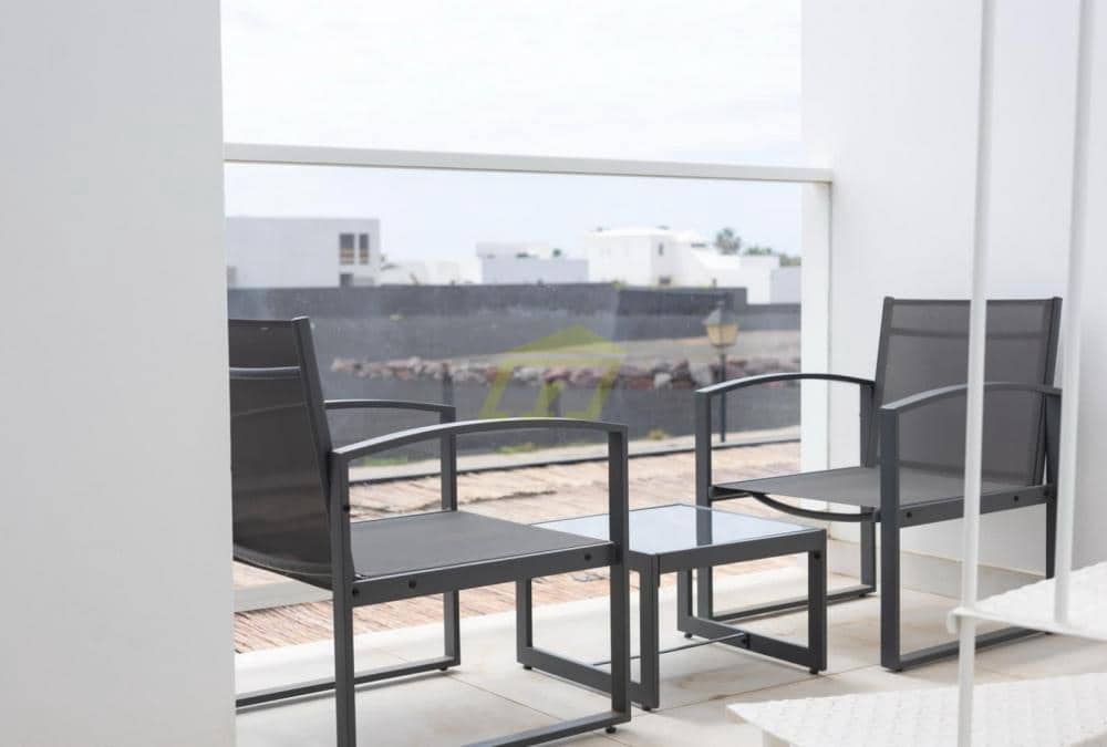 3 bedroom Villa for sale in Playa Blanca with pool - € 485,000 (Ref: 9508228)