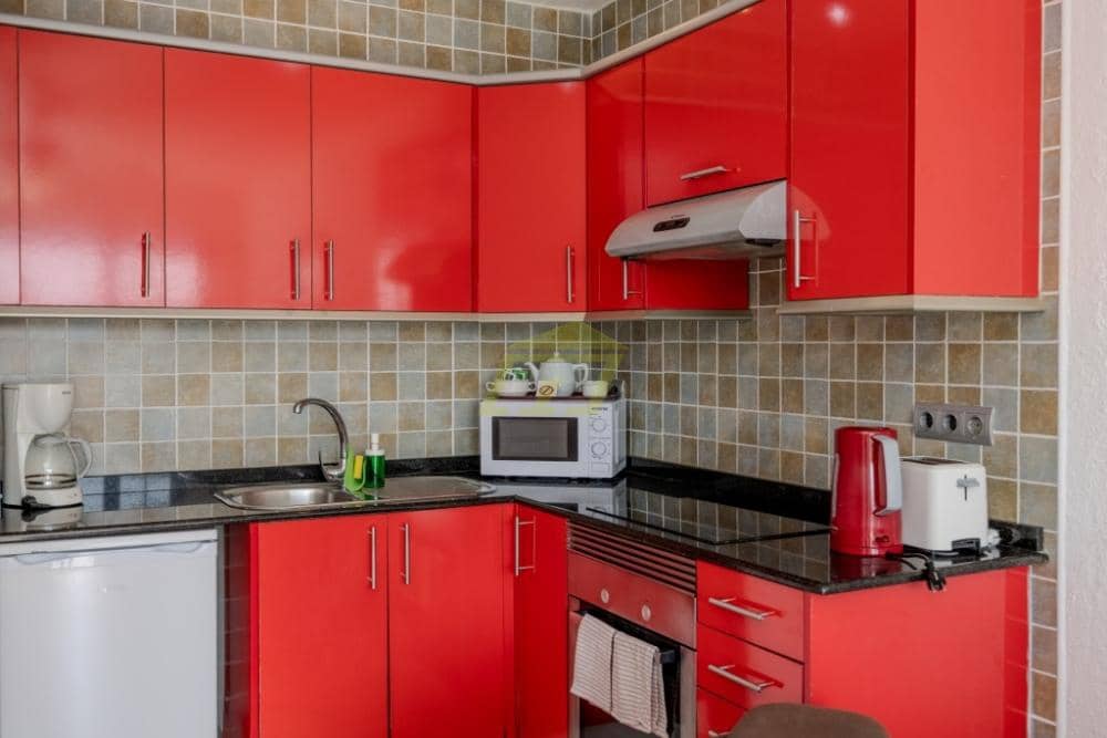 Apartamento de 1 habitación en Costa Teguise en venta con piscina - 190.000 € (Ref: 9508230)