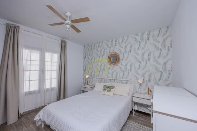 Apartamento de 1 habitación en Puerto del Carmen, Tías en venta con piscina - 245.000 € (Ref: 9511950)