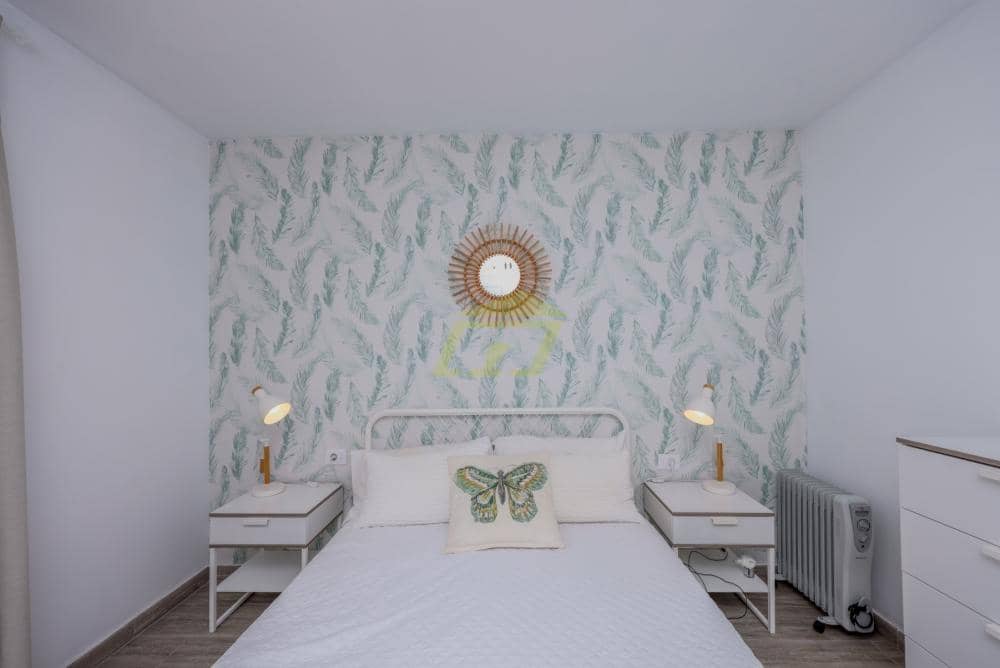 Apartamento de 1 habitación en Puerto del Carmen en venta con piscina - 245.000 € (Ref: 9511950)