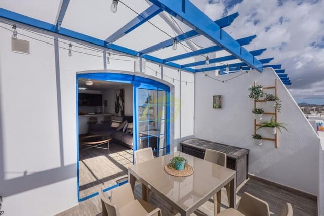 Apartamento de 1 habitación en Puerto del Carmen, Tías en venta con piscina - 245.000 € (Ref: 9511950)