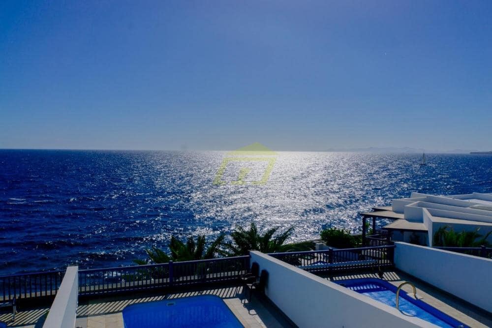 3 soveværelse Villa til salg i Puerto Calero med swimmingpool - € 799.000 (Ref: 9523907)