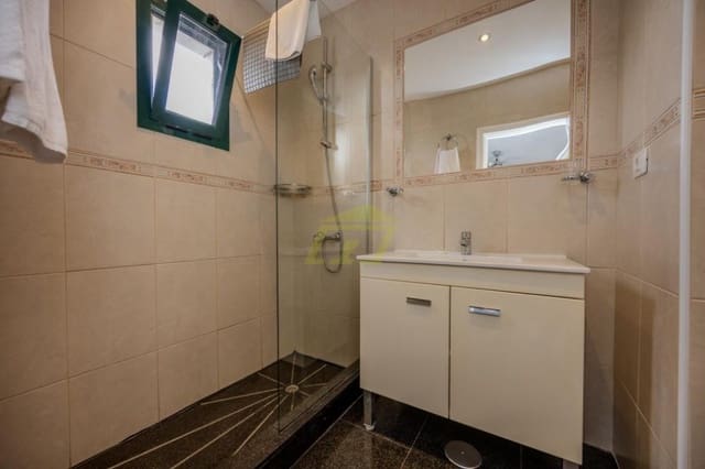 2 soverom Leilighet til salgs i Costa Teguise, Teguise med svømmebasseng - € 250 000 (Ref: 9523908)