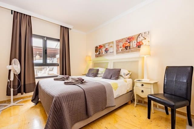 3 chambre Villa/Maison à vendre à Playa Blanca, Yaiza avec piscine - 689 000 € (Ref: 9523910)