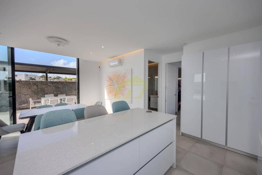 4 soveværelse Villa til salg i Tias med swimmingpool - € 795.000 (Ref: 9526052)